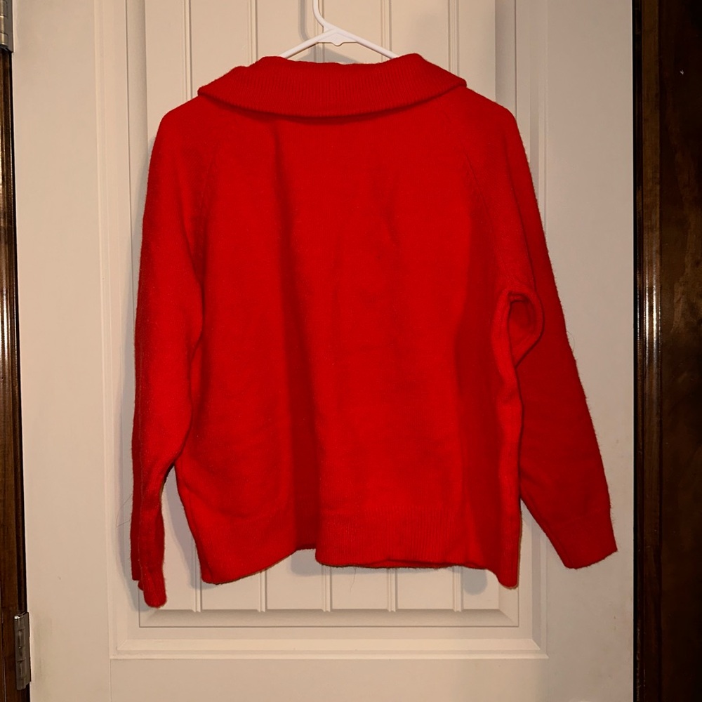 Red Ryo Sweater - Picture 3 of 4